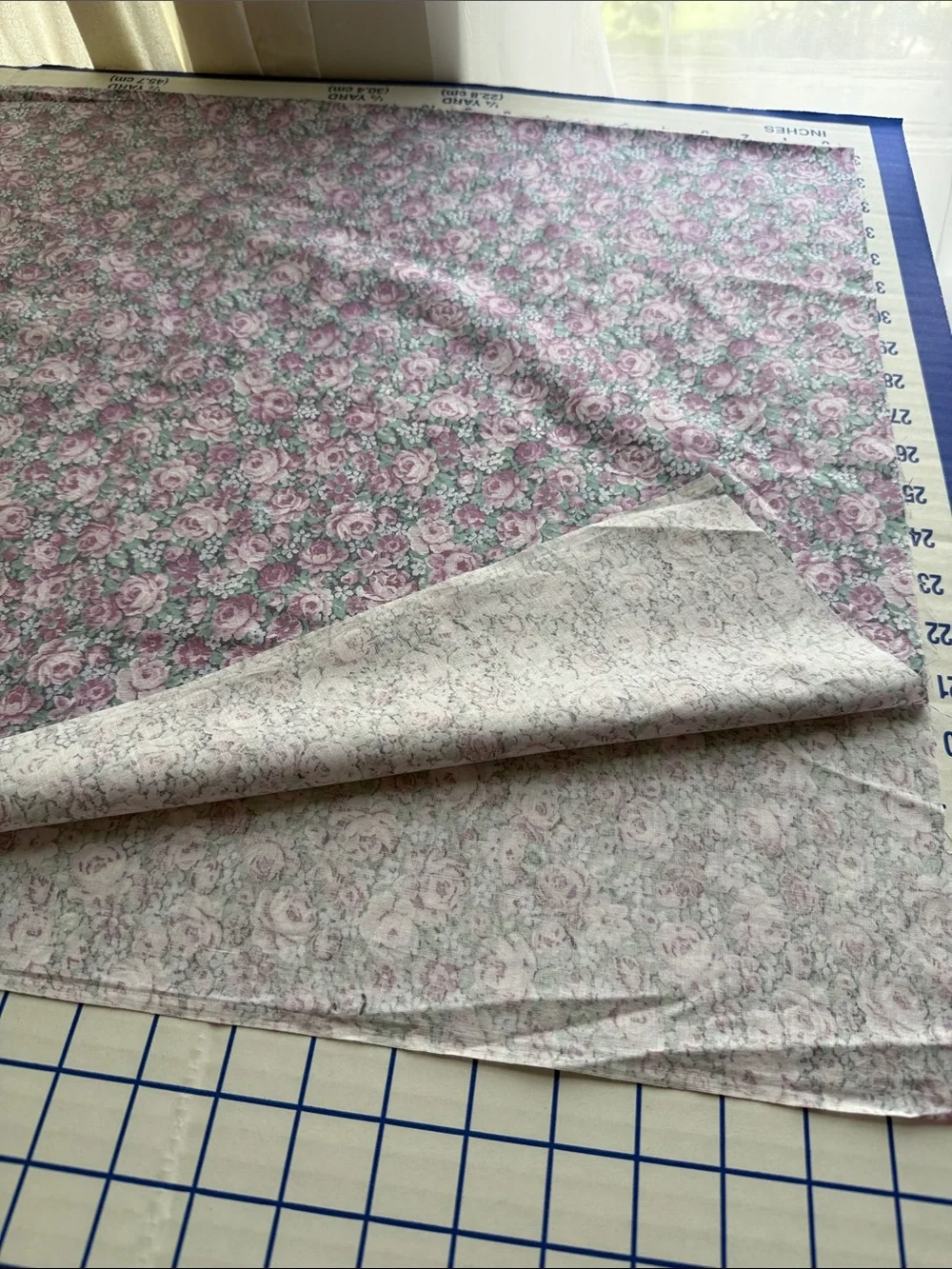 Vintage Peter Pan Fabrics Rose Floral Cotton 1 1/3+ Yds x 42 Mauve Lavender